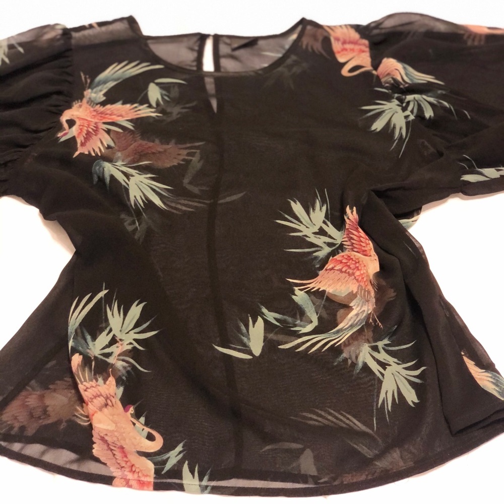 Puff sleeve blouse